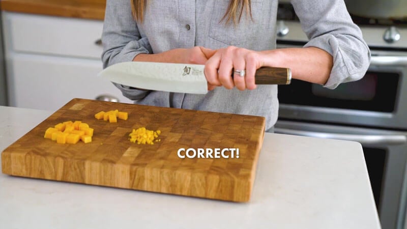 Basic knife skills | How to hold a knife: correct